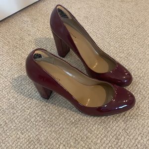 Ann Taylor block heels maroon